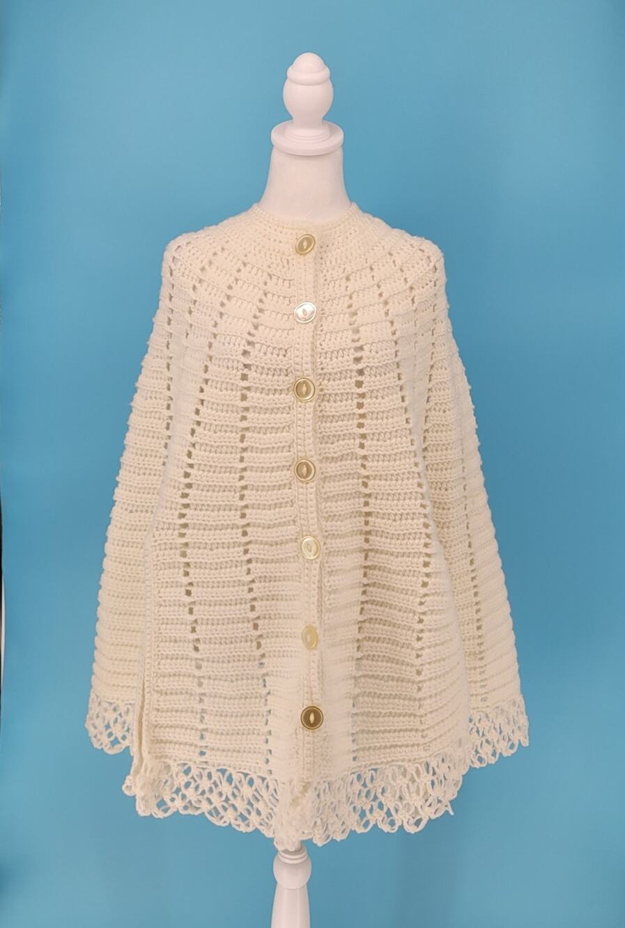 Vintage Hand Made Womens Off White 70's Knitted Poncho Boho Chic Cottage Core